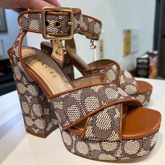 Coach Heels - Nelly Sandal in Signature Jacquard Size 6 Brand New - Picture 1 of 9